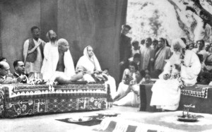 Gandhi_Shantiniketan_1940